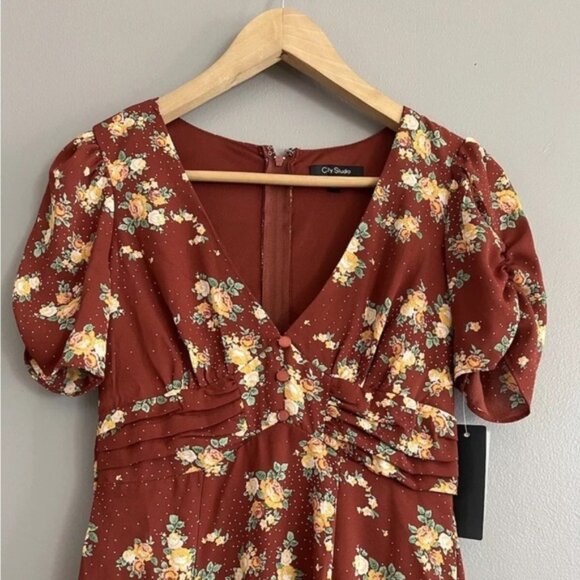 City Studio Women Floral Dress Rust/Gold Short Ruffle Sleeve Size 0 - Picture 1 of 12